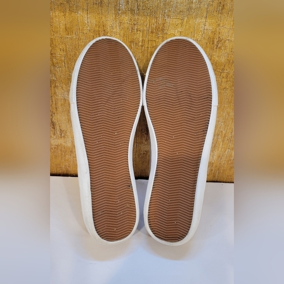 Lucky Brand Sneaker with fur size 11 - Picture 7 of 7